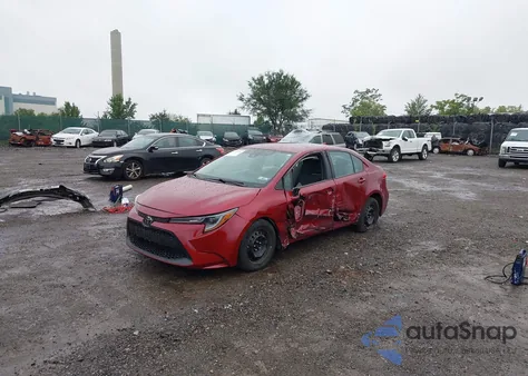 2022 Toyota Corolla Le z USA, uszkodzony, nr VIN 5YFEPMAE0NP342631